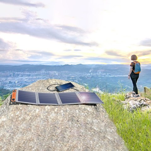 Ładowarka solarna do telefonu turystyczna z USB 14W rozkładana szara Ładowarka solarna do telefonu turystyczna z USB 14W rozkładana szara