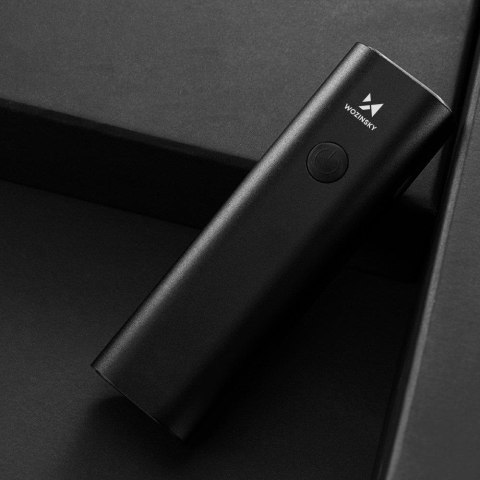 Lampka rowerowa przednia USB białe światło 4 tryby pracy czarna Lampka rowerowa przednia USB białe światło 4 tryby pracy czarna
