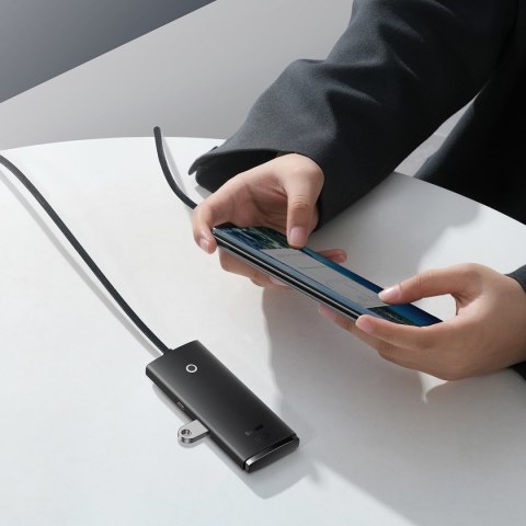 Lite Series przejściówka HUB USB-C 4x USB 3.0 2m czarny Lite Series przejściówka HUB USB-C 4x USB 3.0 2m czarny