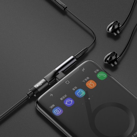 Audio Converter L41 adapter przejściówka ze złącza USB-C na port USB-C + Jack 3.5 mm czarny Audio Converter L41 adapter przejściówka ze złącza USB-C na port USB-C + Jack 3.5 mm czarny