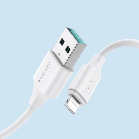 Kabel do ładowania i transmisji danych iPhone USB - Lightning 2.4A 2m biały Kabel do ładowania i transmisji danych iPhone USB - Lightning 2.4A 2m biały