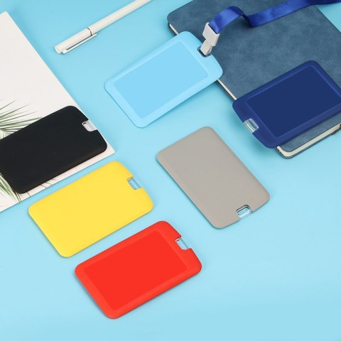 Etui na identyfikator ze smyczą taśmą czarny Etui na identyfikator ze smyczą taśmą czarny