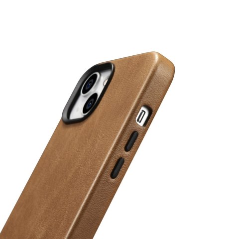 Skórzane etui iPhone 14 magnetyczne z MagSafe Oil Wax Premium Leather Case jasny brąz Skórzane etui iPhone 14 magnetyczne z MagSafe Oil Wax Premium Leather Case jasny brąz