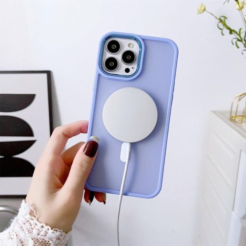 Magnetyczne etui z MagSafe do iPhone 15 Pro otworki pod smycz różowe Magnetyczne etui z MagSafe do iPhone 15 Pro otworki pod smycz różowe