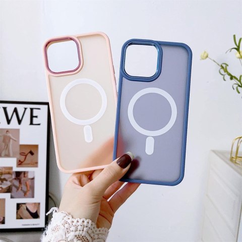 Magnetyczne etui z MagSafe do iPhone 15 otworki pod smycz czarne Magnetyczne etui z MagSafe do iPhone 15 otworki pod smycz czarne