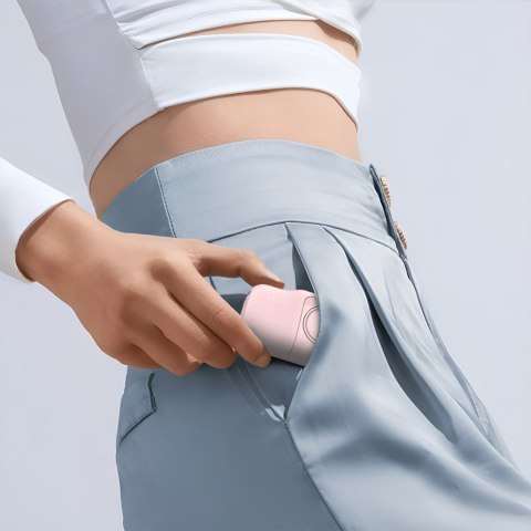 Mini powerbank 5000mAh 15W USB-C i ładowarką do Apple Watch - różowy Mini powerbank 5000mAh 15W USB-C i ładowarką do Apple Watch - różowy