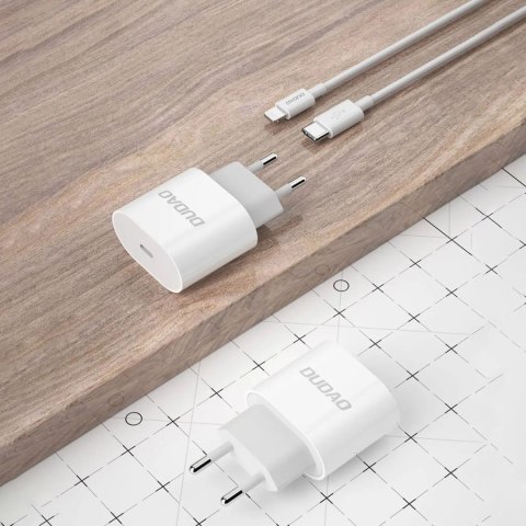 Mała ładowarka sieciowa A14EU PD 20W USB-C - biała Mała ładowarka sieciowa A14EU PD 20W USB-C - biała