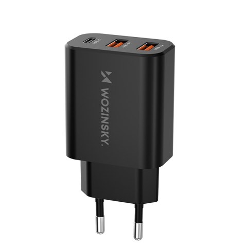 Ładowarka sieciowa 30W USB-C 2x USB-A - czarny Ładowarka sieciowa 30W USB-C 2x USB-A - czarny