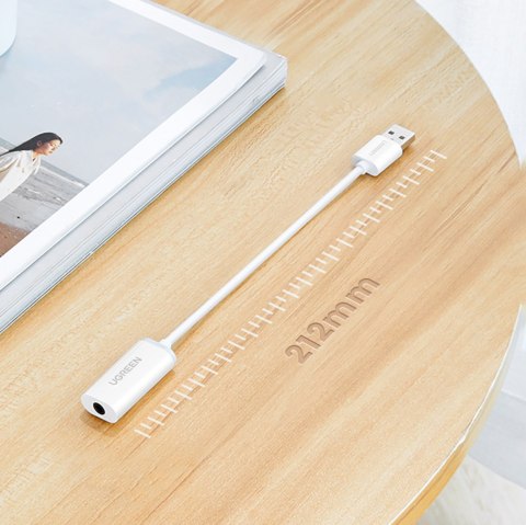 Adapter przejściówka USB-A (męski) - mini jack 3.5 mm (żeński) - biały Adapter przejściówka USB-A (męski) - mini jack 3.5 mm (żeński) - biały