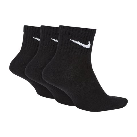 Skarpety Nike Everyday Lightweight Ankle 3Pak M SX7677-010 34 - 38 Skarpety Nike Everyday Lightweight Ankle 3Pak M SX7677-010 34 - 38