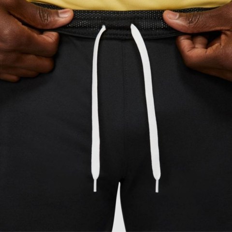 Spodenki Nike NK Dry Academy M18 KZ FPJB M CZ0977 011 XL Spodenki Nike NK Dry Academy M18 KZ FPJB M CZ0977 011 XL