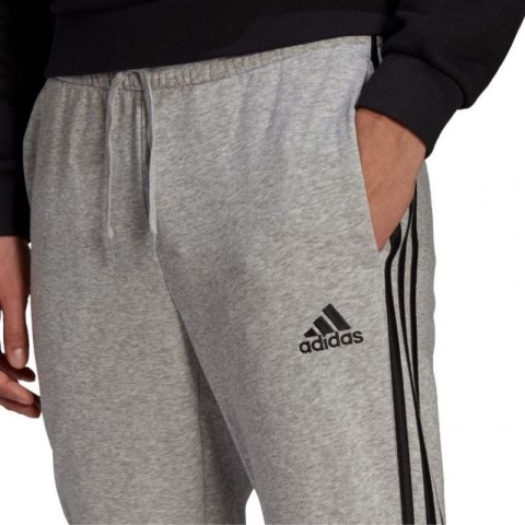 Spodnie adidas Essentials Fleece M GK8824 M Spodnie adidas Essentials Fleece M GK8824 M