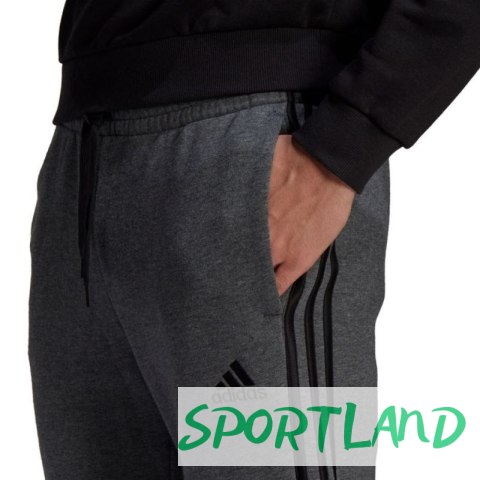 Spodnie adidas Essentials Tapered Cuff 3 Stripes M GK8826 S Spodnie adidas Essentials Tapered Cuff 3 Stripes M GK8826 S