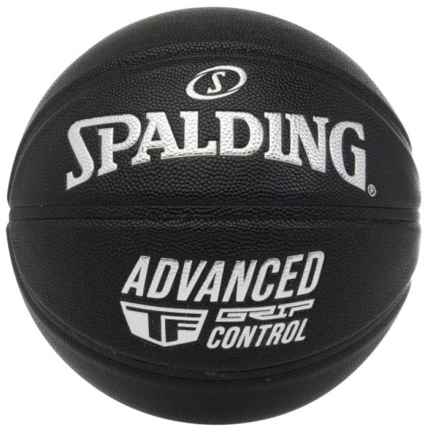 Piłka Spalding Advanced Grip Control In/Out Ball 76871Z 7 Piłka Spalding Advanced Grip Control In/Out Ball 76871Z 7