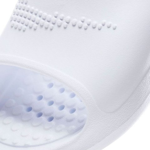 Klapki Nike Victori One Slide W CZ7836 100 36,5 Klapki Nike Victori One Slide W CZ7836 100 36,5