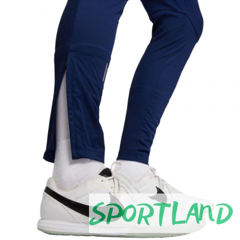 Spodnie Nike Therma-Fit Strike Pant Kwpz Winter Warrior M DC9159 492 M Spodnie Nike Therma-Fit Strike Pant Kwpz Winter Warrior M DC9159 492 M