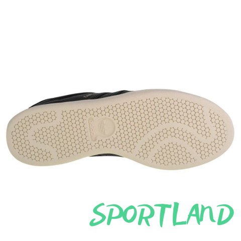 Buty adidas Earlham M GW5759 44 2/3 Buty adidas Earlham M GW5759 44 2/3
