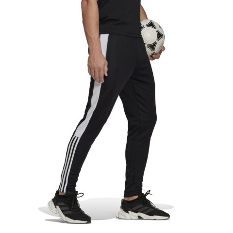 Spodnie adidas Tiro Essentials M H59990 S (173cm) Spodnie adidas Tiro Essentials M H59990 S (173cm)