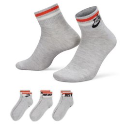 Skarpety Nike Everyday Essential 3Pack DX5080 050 38-42