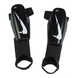 Ochraniacze piłkarskie Nike Charge DX4610-010 L (170-180cm)