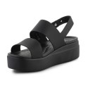 Sandały Crocs Brooklyn Low Wedge W 206453-060 EU 37/38 Sandały Crocs Brooklyn Low Wedge W 206453-060 EU 37/38