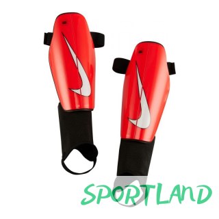Ochraniacze piłkarskie Nike Charge DX4608-635 L (170-180cm)