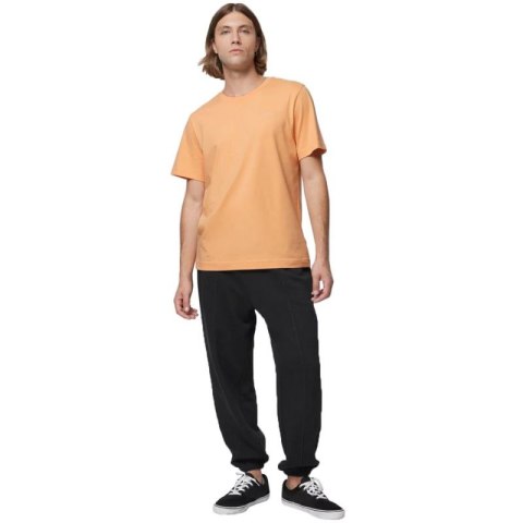 Koszulka Outhorn M0858 M OTHAW23TTSHM0858 70S L Koszulka Outhorn M0858 M OTHAW23TTSHM0858 70S L