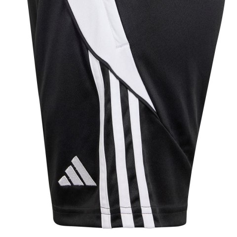 Spodenki adidas Tiro 24 Jr IR9368 164cm Spodenki adidas Tiro 24 Jr IR9368 164cm