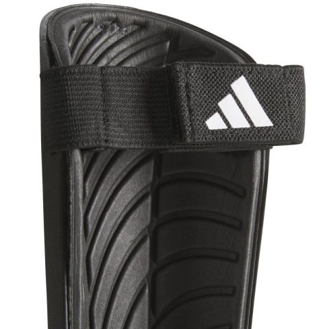 Ochraniacze piłkarskie adidas Tiro Training IP3998 S Ochraniacze piłkarskie adidas Tiro Training IP3998 S