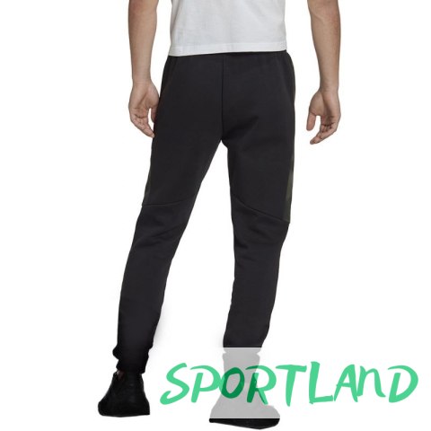 Spodnie adidas Essentials Camo Print Fleece Pant M HL6929 L Spodnie adidas Essentials Camo Print Fleece Pant M HL6929 L