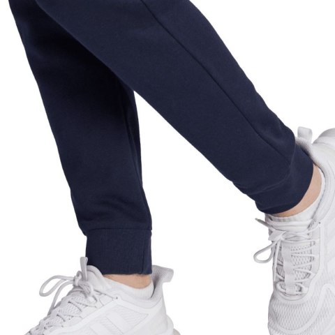 Dres adidas Basic 3-Stripes Fleece M IJ6064 L Dres adidas Basic 3-Stripes Fleece M IJ6064 L