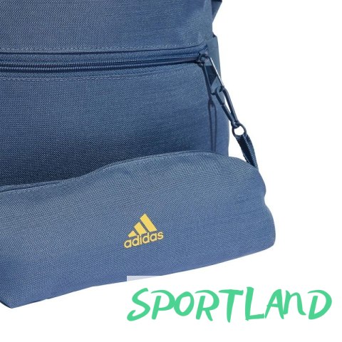 Plecak adidas Classic Horizontal 3-Stripes IR9838 N/A
