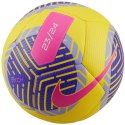 Piłka nożna Nike Pitch FB2978-710 5 Piłka nożna Nike Pitch FB2978-710 5