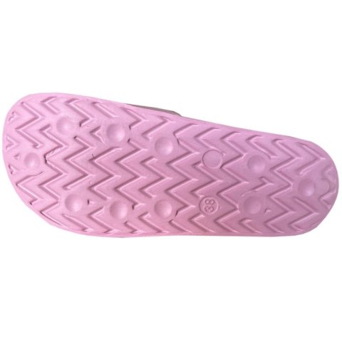 Klapki Lee Cooper W LCW-24-42-2488LA 39 Klapki Lee Cooper W LCW-24-42-2488LA 39