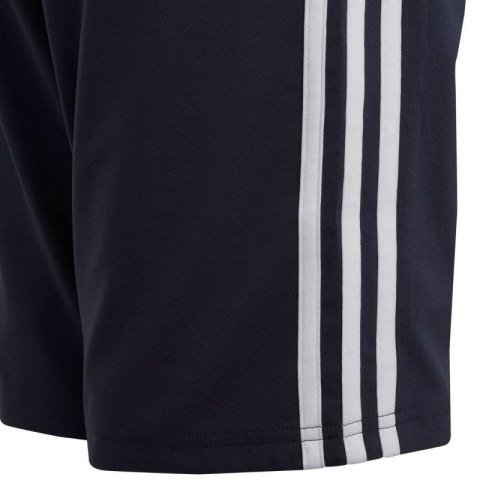 Spodenki adidas Essentials 3-Stripes Woven Jr IC6822 164cm Spodenki adidas Essentials 3-Stripes Woven Jr IC6822 164cm
