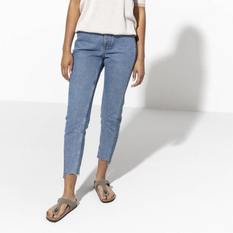 Japonki damskie Birkenstock Gizeh Stone Birko-Flor narrow na wąską stopę szare (0043393) 38.0 Japonki damskie Birkenstock Gizeh Stone Birko-Flor narrow na wąską stopę szare (0043393) 38.0
