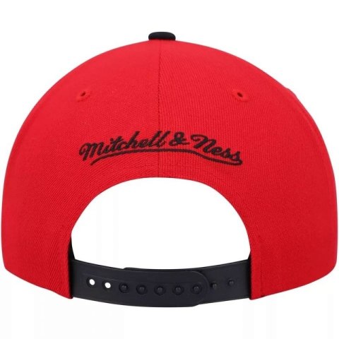 Czapka z daszkiem Mitchell & Ness Chicago Bulls NBA Day One Snapback Bulls 6HSSMM19224-CBUBKWH OSFM Czapka z daszkiem Mitchell & Ness Chicago Bulls NBA Day One Snapback Bulls 6HSSMM19224-CBUBKWH OSFM