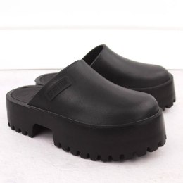Chodaki na masywnej podeszwie Big Star W NN274014 INT2083A 39