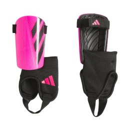 Ochraniacze piłkarskie adidas Tiro Match Jr IS5602 M