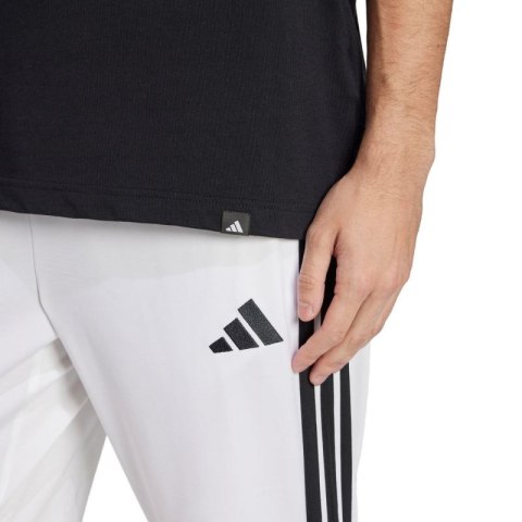 Koszulka adidas Tech Outline Graphic M JJ3866 2 XL Koszulka adidas Tech Outline Graphic M JJ3866 2 XL