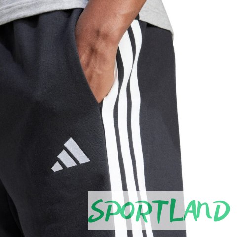 Spodenki adidas Essential 3-Stripes French Terry M JE6414 L Spodenki adidas Essential 3-Stripes French Terry M JE6414 L