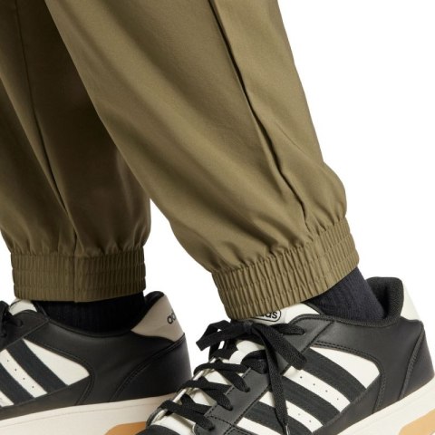 Spodnie adidas Essentials Small Logo Cargo M JD1824 L Spodnie adidas Essentials Small Logo Cargo M JD1824 L