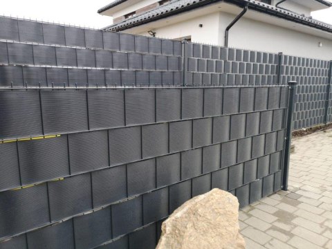 Taśma ogrodzeniowa PASKI 6 x 2,55mb BASIC 19cm PROTECTO™ GRAFIT + 12 klipsów GRATIS Taśma ogrodzeniowa PASKI 6 x 2,55mb BASIC 19cm PROTECTO™ GRAFIT + 12 klipsów GRATIS