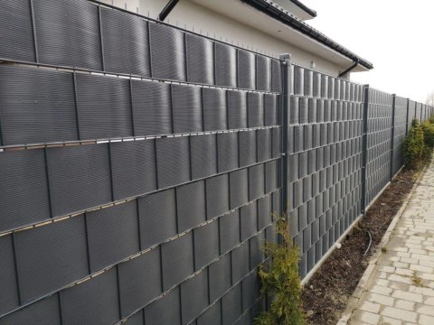 Taśma ogrodzeniowa PASKI 6 x 2,55mb BASIC 19cm PROTECTO™ GRAFIT + 12 klipsów GRATIS Taśma ogrodzeniowa PASKI 6 x 2,55mb BASIC 19cm PROTECTO™ GRAFIT + 12 klipsów GRATIS