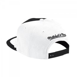 Czapka z daszkiem Mitchell & Ness NBA Chicago Bulls Day One Snapback Bulls 6HSSMM19224-CBUWHBK OSFM