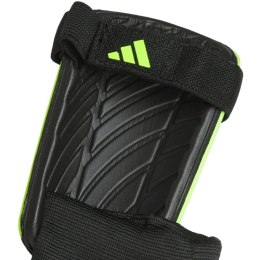 Ochraniacze piłkarskie adidas Tiro Match Jr IS5603 M