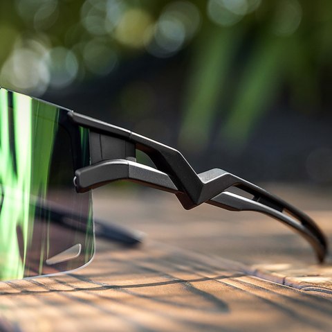 Okulary rowerowe fotochromowe z filtrem UV i wkładką korekcyjną - przezroczyste fioletowe Okulary rowerowe fotochromowe z filtrem UV i wkładką korekcyjną - przezroczyste fioletowe