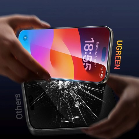 Szkło hartowane z ramką montażową na iPhone 16 Pro - 2 szt. Szkło hartowane z ramką montażową na iPhone 16 Pro - 2 szt.