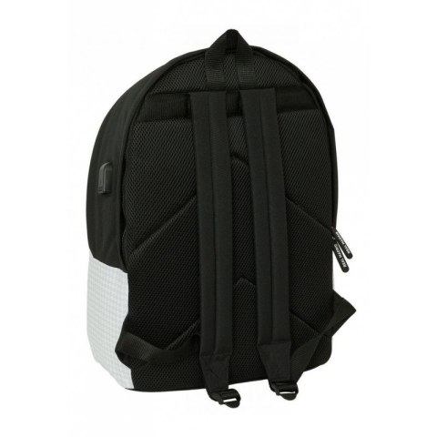 Plecak Real Madryt sportowy z miejscem na laptopa 612454820 biały Plecak Real Madryt sportowy z miejscem na laptopa 612454820 biały