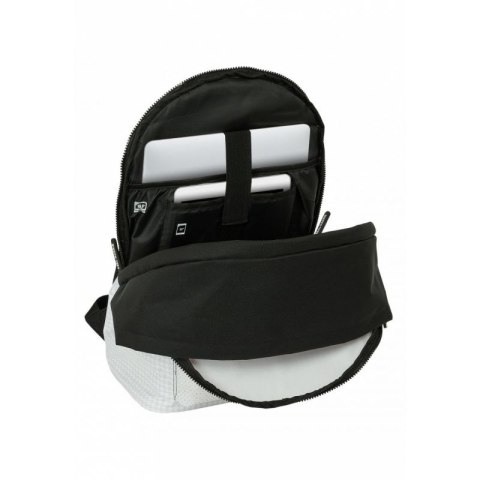 Plecak Real Madryt sportowy z miejscem na laptopa 612454820 biały Plecak Real Madryt sportowy z miejscem na laptopa 612454820 biały